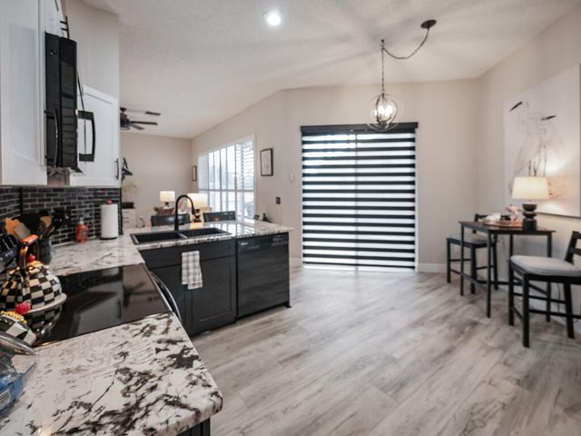 1169 MOURNING DOVE Lane, Wellington, FL 33414