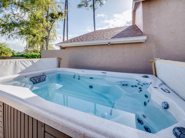 1169 MOURNING DOVE Lane, Wellington, FL 33414
