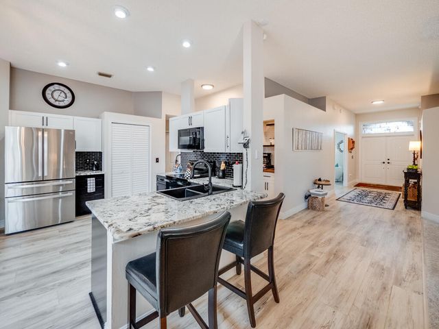 1169 MOURNING DOVE Lane, Wellington, FL 33414
