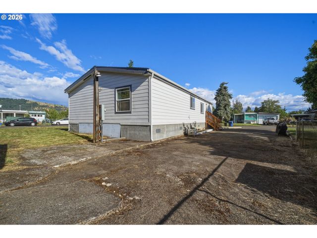 34191 EL ROBLE Ave, Eugene, OR 97405