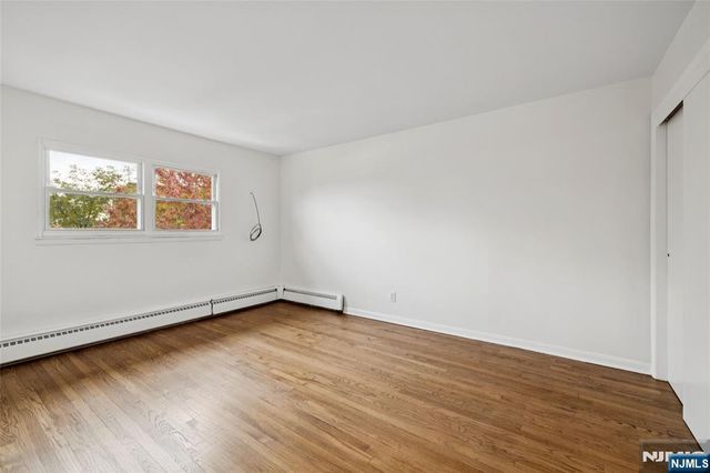 35 Edgewater, Edgewater, NJ 07020