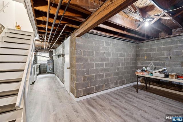 35 Edgewater, Edgewater, NJ 07020