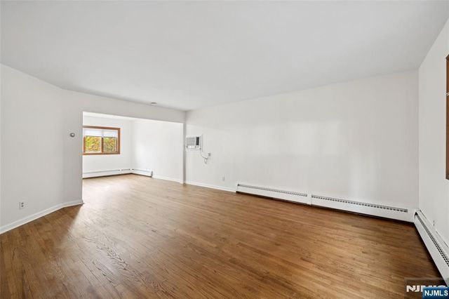 35 Edgewater, Edgewater, NJ 07020