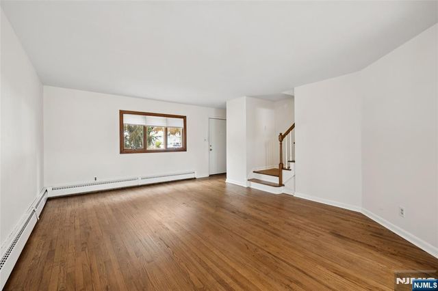 35 Edgewater, Edgewater, NJ 07020