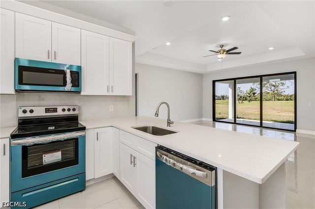 2708 Diplomat PKWY W, Cape Coral, FL 33993
