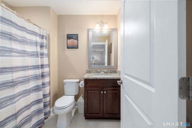 8 Woodland Path 8, Beacon Falls, CT 06403