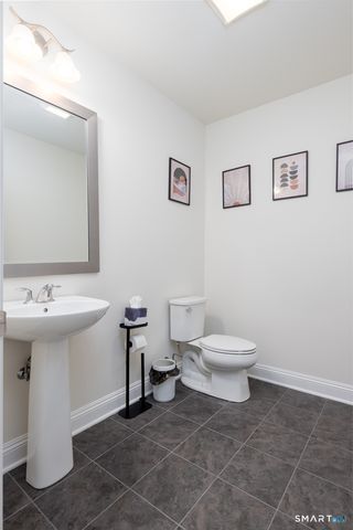 8 Woodland Path 8, Beacon Falls, CT 06403