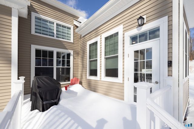 8 Woodland Path 8, Beacon Falls, CT 06403