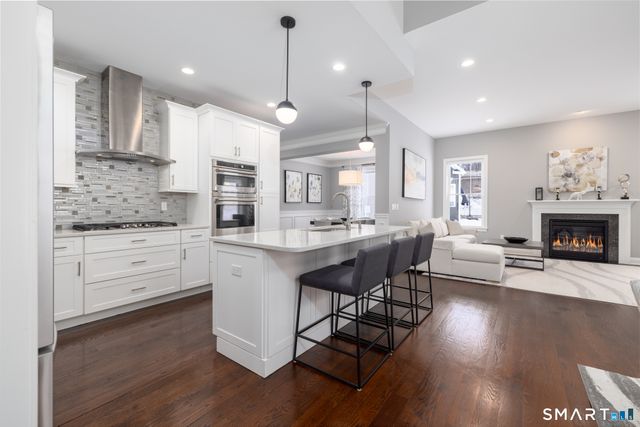 8 Woodland Path 8, Beacon Falls, CT 06403