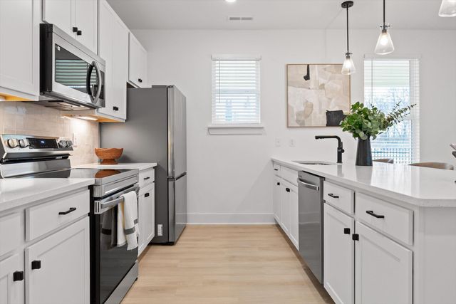 500 W 35th Street, Chattanooga, TN 37410