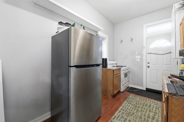 3819 S Wabash Avenue, Chicago, IL 60653