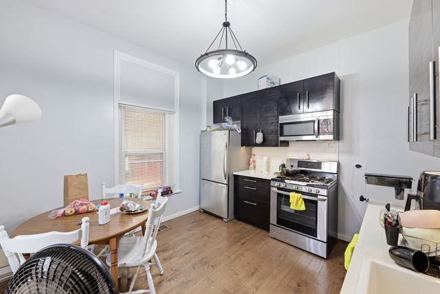 3819 S Wabash Avenue, Chicago, IL 60653