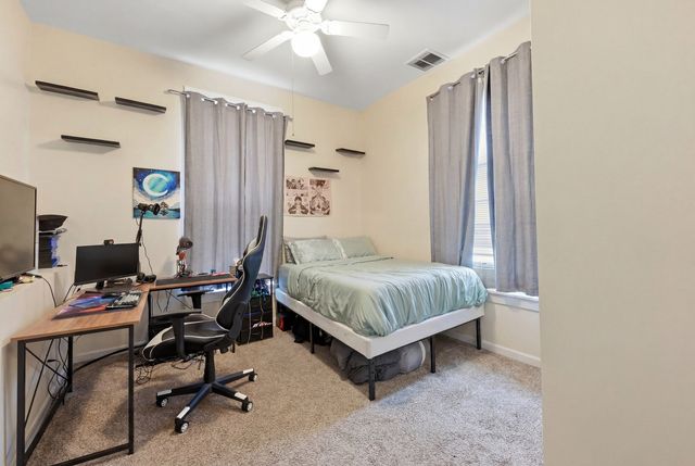 3819 S Wabash Avenue, Chicago, IL 60653