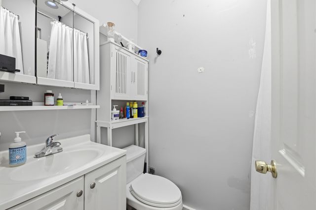 3819 S Wabash Avenue, Chicago, IL 60653