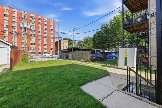 3819 S Wabash Avenue, Chicago, IL 60653
