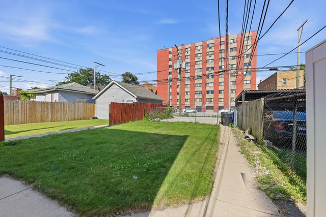 3819 S Wabash Avenue, Chicago, IL 60653