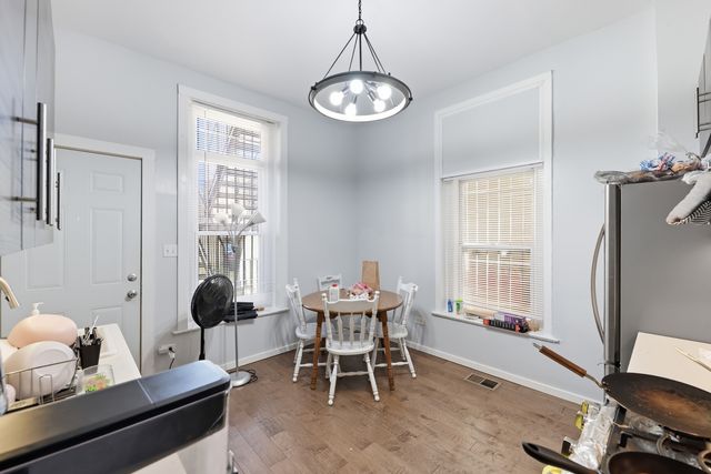 3819 S Wabash Avenue, Chicago, IL 60653