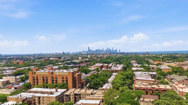 3819 S Wabash Avenue, Chicago, IL 60653