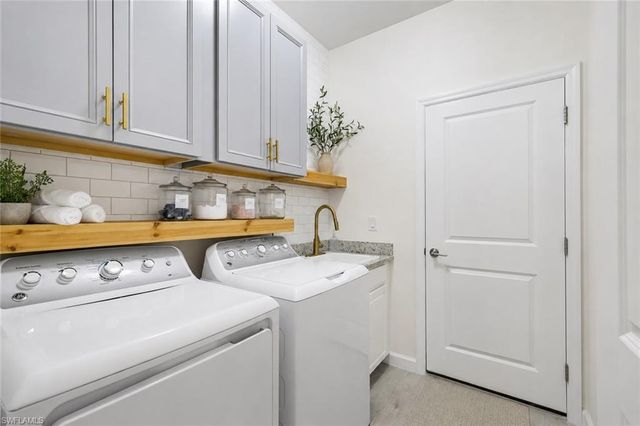 11591 Canopy LOOP, Fort Myers, FL 33913