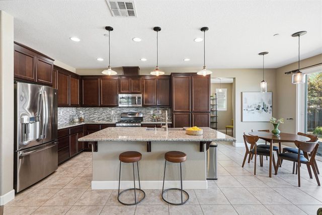 1707 Teal Ct, Rocklin, CA 95765