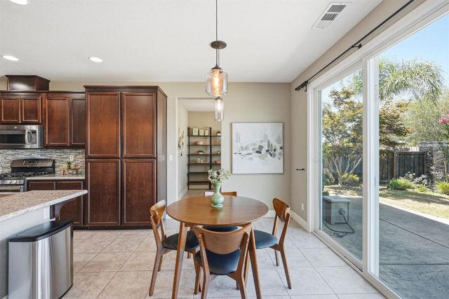 1707 Teal Ct, Rocklin, CA 95765