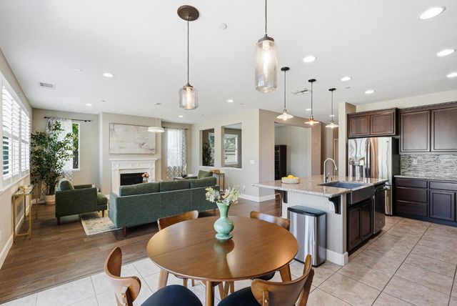 1707 Teal Ct, Rocklin, CA 95765