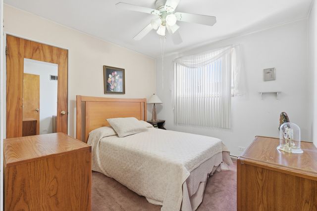 1426 N ROHDE Avenue, Berkeley, IL 60163