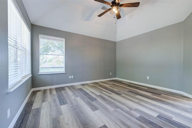 17930 Seven Pines Drive, Spring, TX 77379