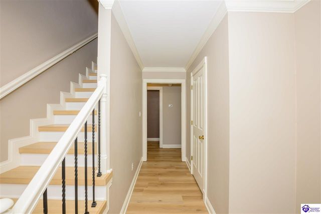 368 Woodsbend Drive, Elizabethtown, KY 42701