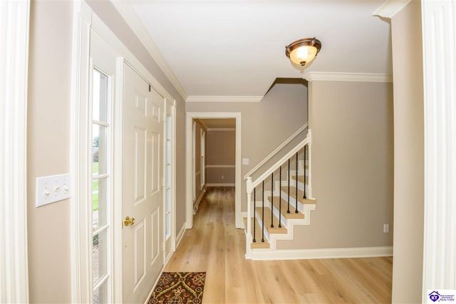 368 Woodsbend Drive, Elizabethtown, KY 42701