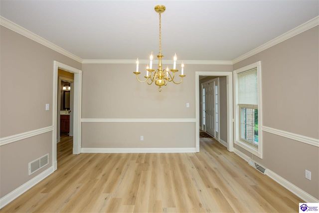368 Woodsbend Drive, Elizabethtown, KY 42701