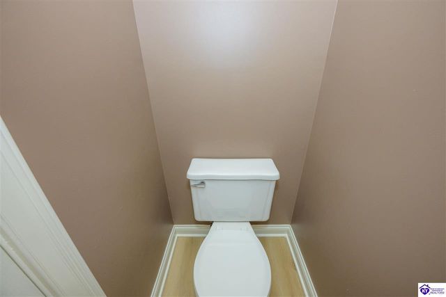 368 Woodsbend Drive, Elizabethtown, KY 42701