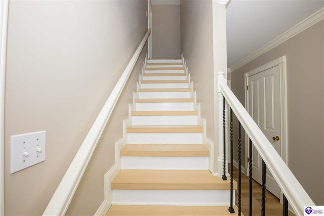 368 Woodsbend Drive, Elizabethtown, KY 42701