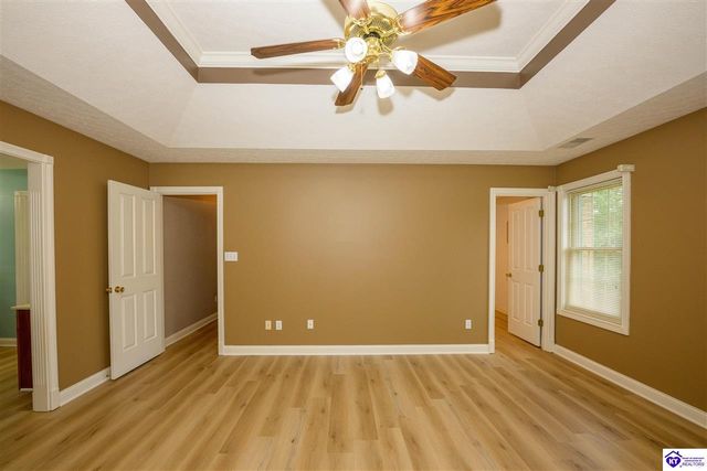 368 Woodsbend Drive, Elizabethtown, KY 42701