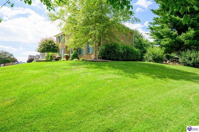 368 Woodsbend Drive, Elizabethtown, KY 42701