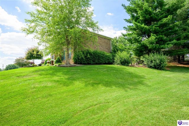 368 Woodsbend Drive, Elizabethtown, KY 42701