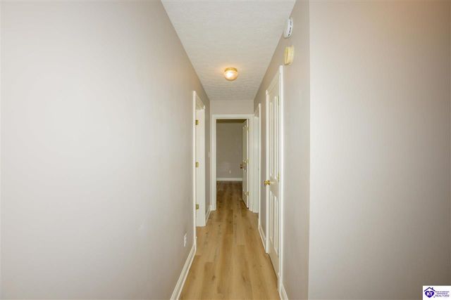 368 Woodsbend Drive, Elizabethtown, KY 42701
