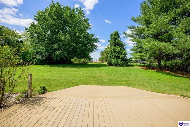 368 Woodsbend Drive, Elizabethtown, KY 42701