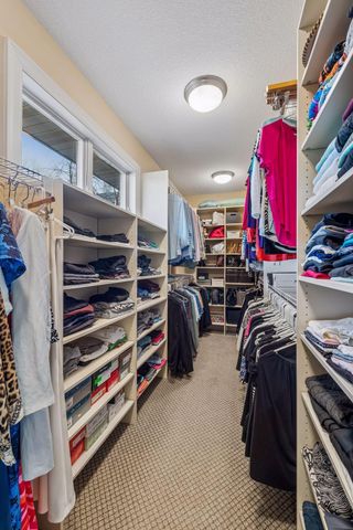 450 Willow Drive S, Orono, MN 55356