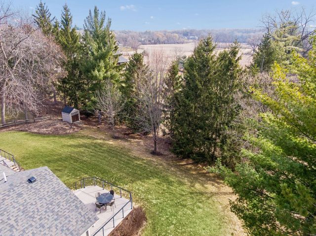 450 Willow Drive S, Orono, MN 55356