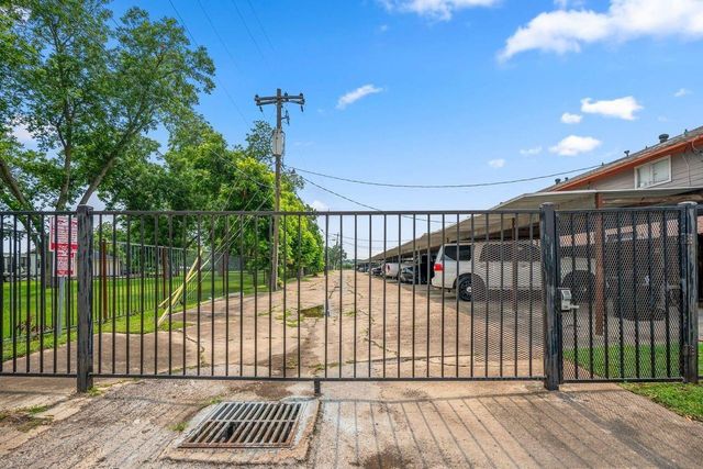 7817 Fuqua Street 7817, Houston, TX 77075