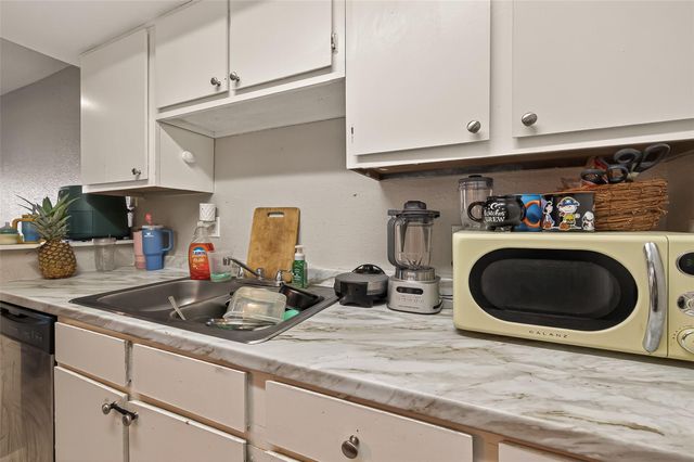 1516 Bay Area Boulevard P10, Houston, TX 77058