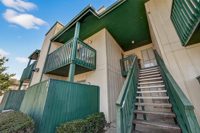 1516 Bay Area Boulevard P10, Houston, TX 77058