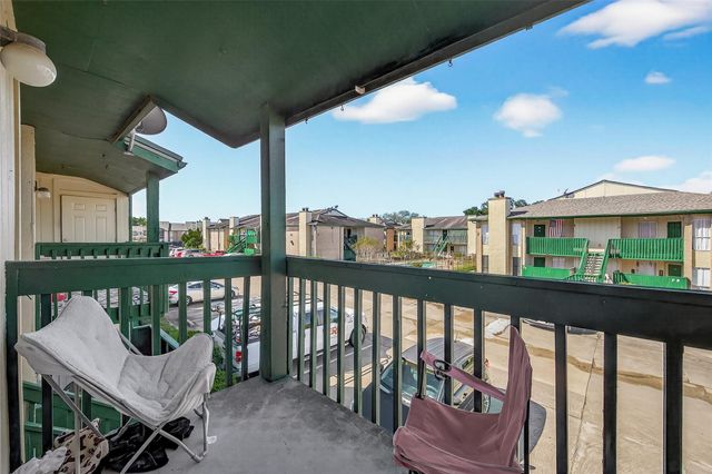 1516 Bay Area Boulevard P10, Houston, TX 77058