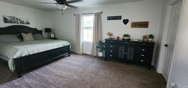 23036 S Oakleaf Drive, Elkhart, IN 46514