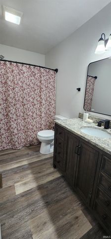 23036 S Oakleaf Drive, Elkhart, IN 46514