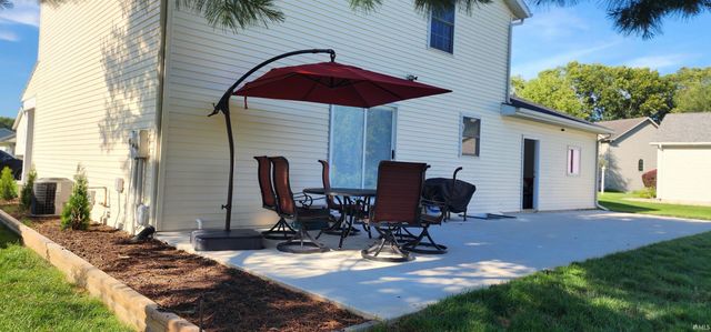 23036 S Oakleaf Drive, Elkhart, IN 46514