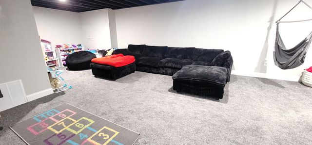 23036 S Oakleaf Drive, Elkhart, IN 46514