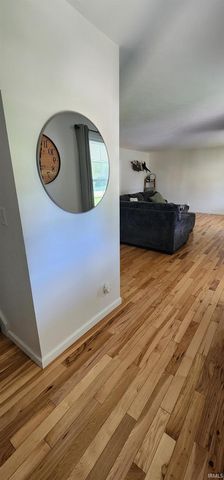23036 S Oakleaf Drive, Elkhart, IN 46514
