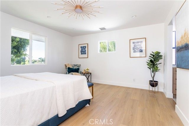 16235 Plummer, North Hills (los Angeles), CA 91343